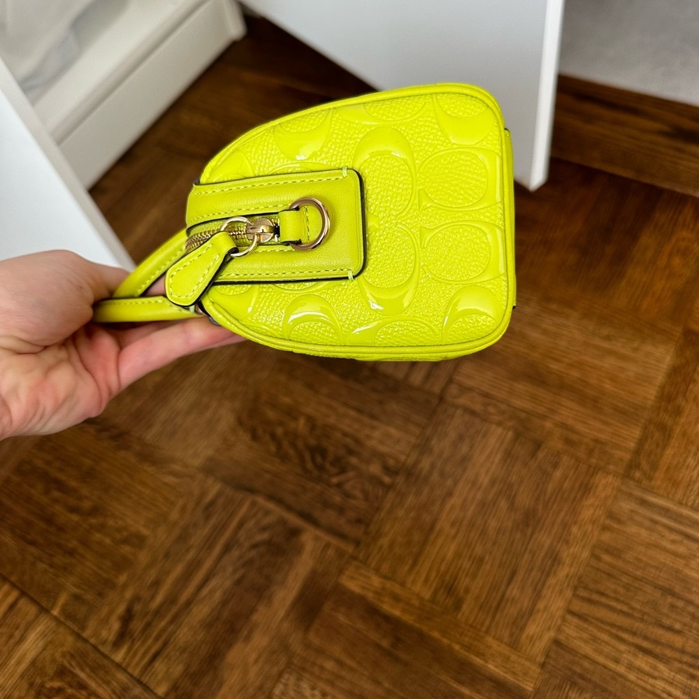 neon coach purse - Picture 4 of 7